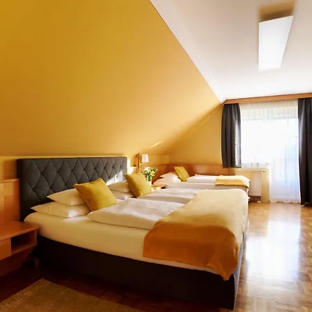 Hotel Garni Thermenoase Blumau in der Steiermark Exterior foto